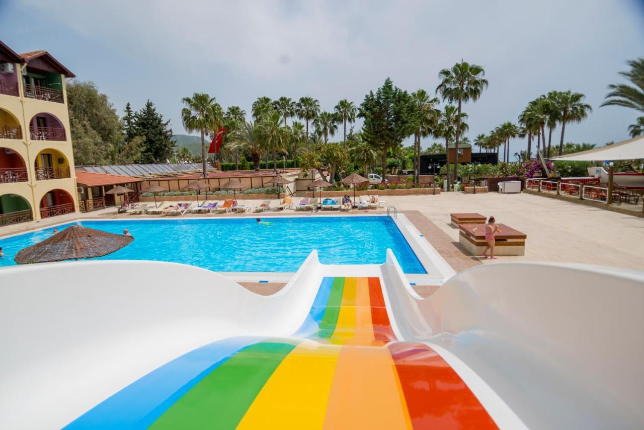 Toslak Green Paradise Beach Hotel מראה חיצוני תמונה